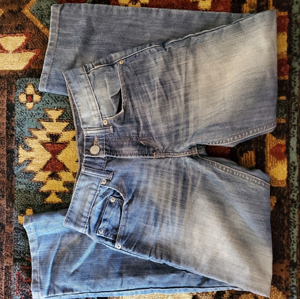 Boys 514 Levi's size 10 (25x25)